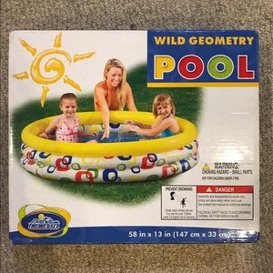 Brand new Inflatable kiddie pool 58x13 round